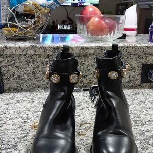 Elegant Black Ankle Boots with Gold Accents Followme Size 9 With Adjust Belt